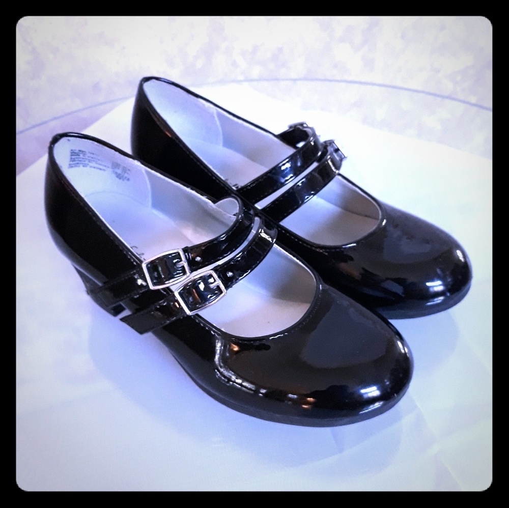 Girls Maryjane dress shoes